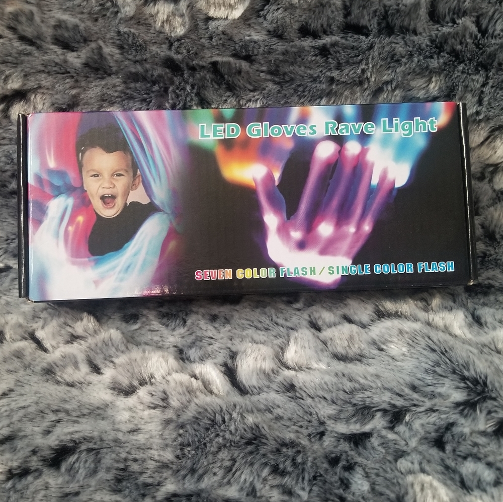 Light up gloves